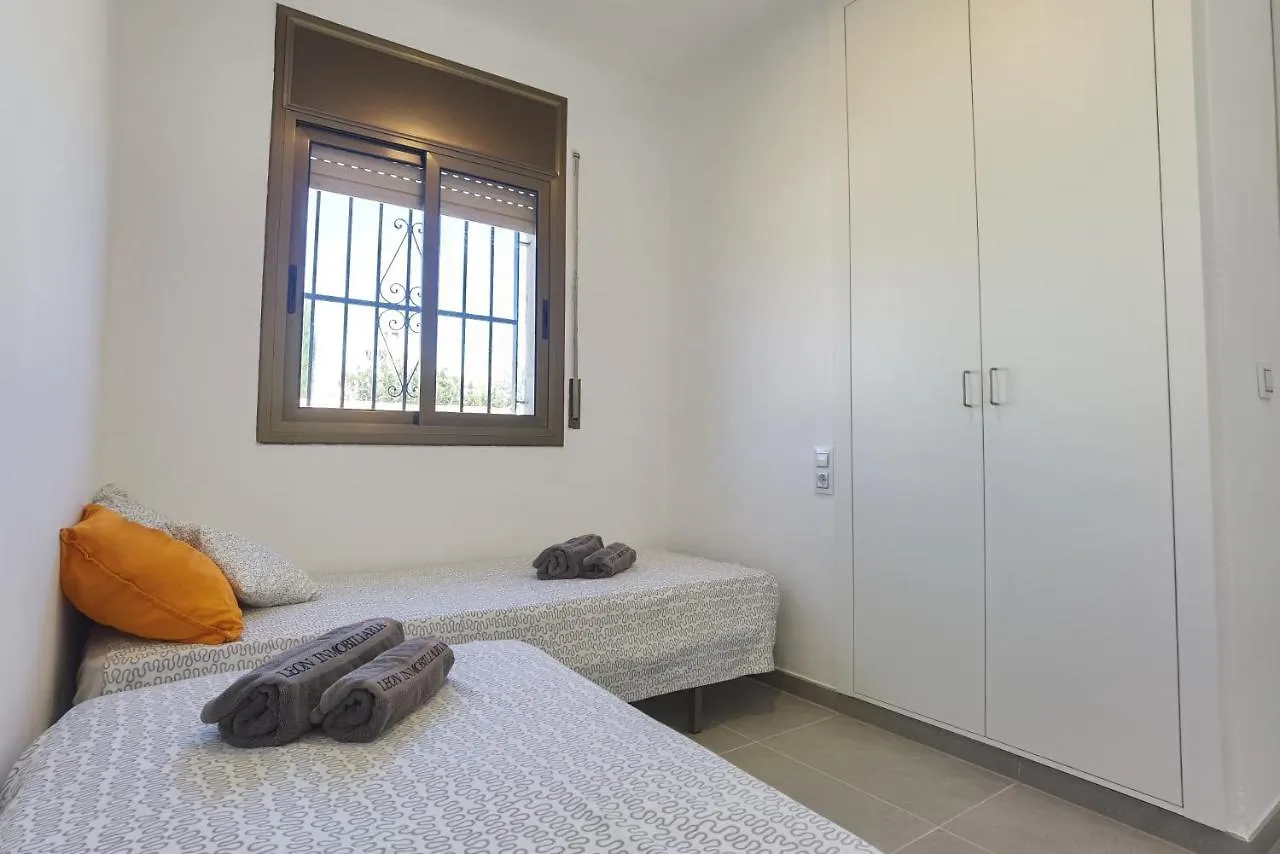Leon Inmo Apartment Boris - 15772 Empuriabrava Spain